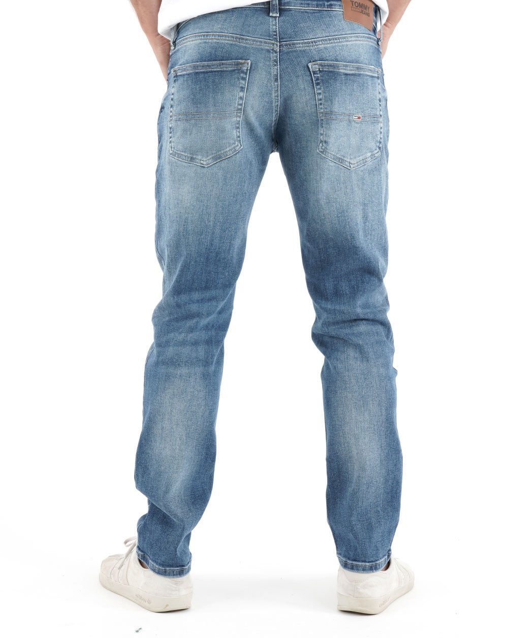 Tommy Jeans – Scanton – Schmal geschnittene Jeans in mittlerer Waschung