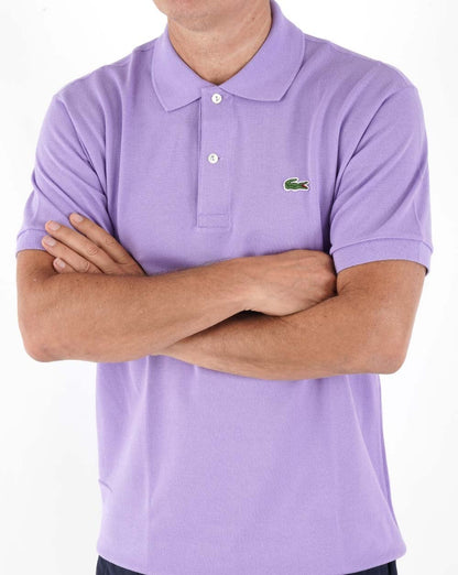 Lacoste – Klassisches Poloshirt in Lila