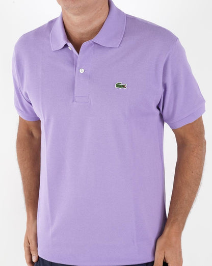 Lacoste – Klassisches Poloshirt in Lila