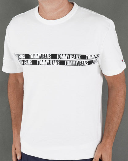 Tommy Jeans – T-Shirt mit Streifen in Weiß