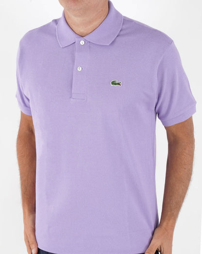 Lacoste – Klassisches Poloshirt in Lila