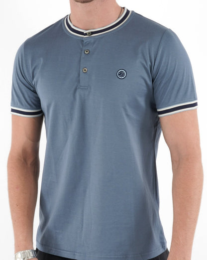 Pretty Green Marriot Henley T-Shirt Blau