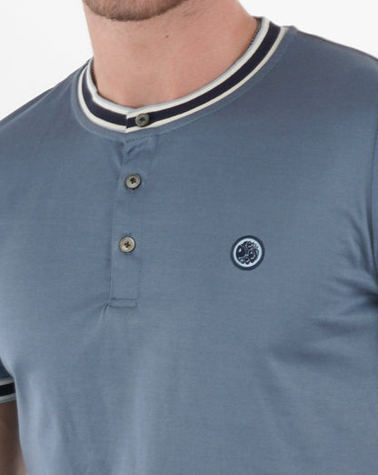 Pretty Green Marriot Henley T-Shirt Blau