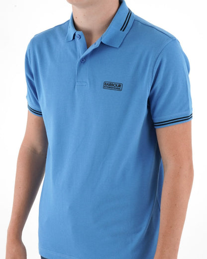 Barbour International – Essential Poloshirt mit Streifen in Ultrablau