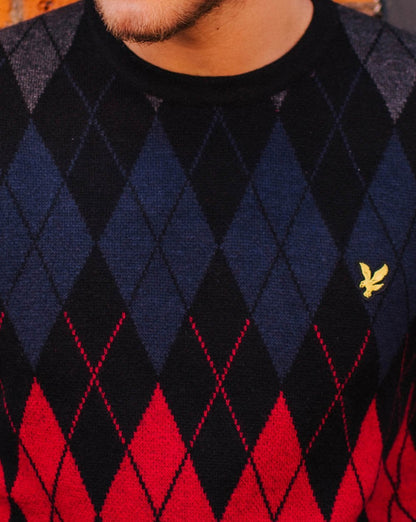 Lyle &amp; Scott – Pullover mit Rundhalsausschnitt und britischem Argyle-Muster, tiefschwarz