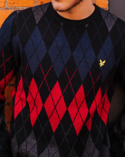 Lyle &amp; Scott – Pullover mit Rundhalsausschnitt und britischem Argyle-Muster, tiefschwarz