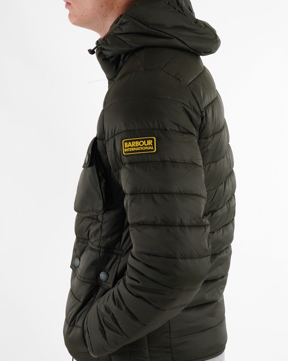 Barbour International Racer Ouston Steppjacke mit Kapuze, Salbeigrün