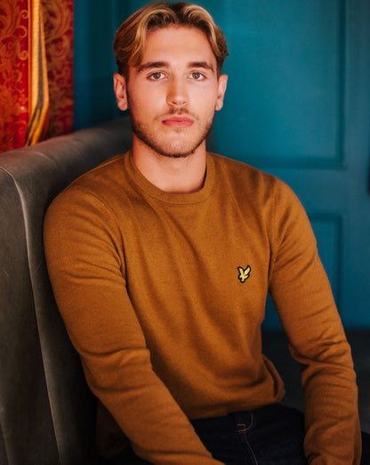 Lyle &amp; Scott Rundhalspullover aus Merinowolle in Gold