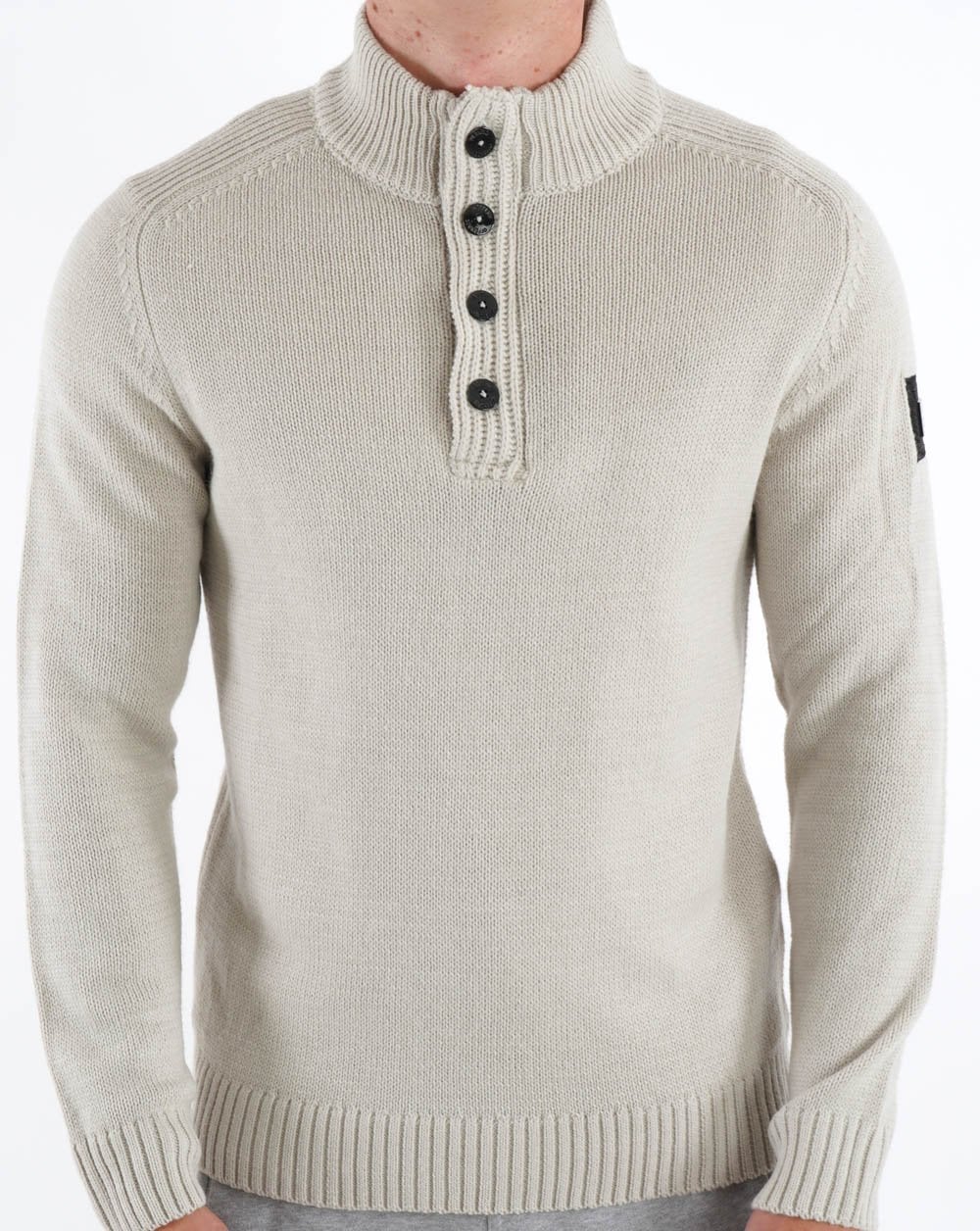Weekend Offender Castillos Strickstein