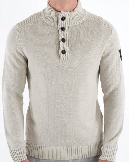 Weekend Offender Castillos Strickstein