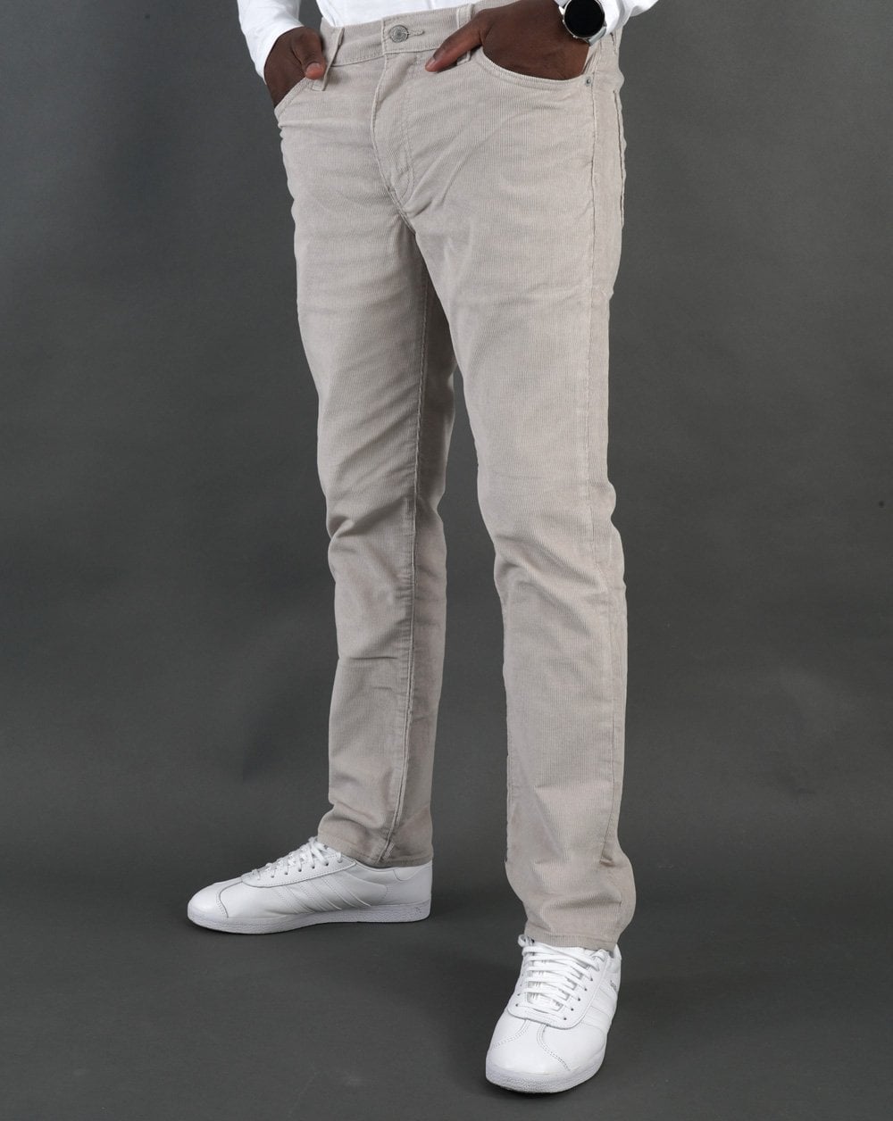 Levi's – 511 – Slim Fit-Cordhose in Stein