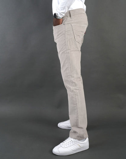 Levi's – 511 – Slim Fit-Cordhose in Stein