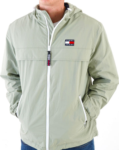 Tommy Jeans – Chicago – Windjacke in verblasstem Grün