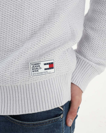 Tommy Jeans – Strukturierter Strickpullover in Silbergrau-Melange