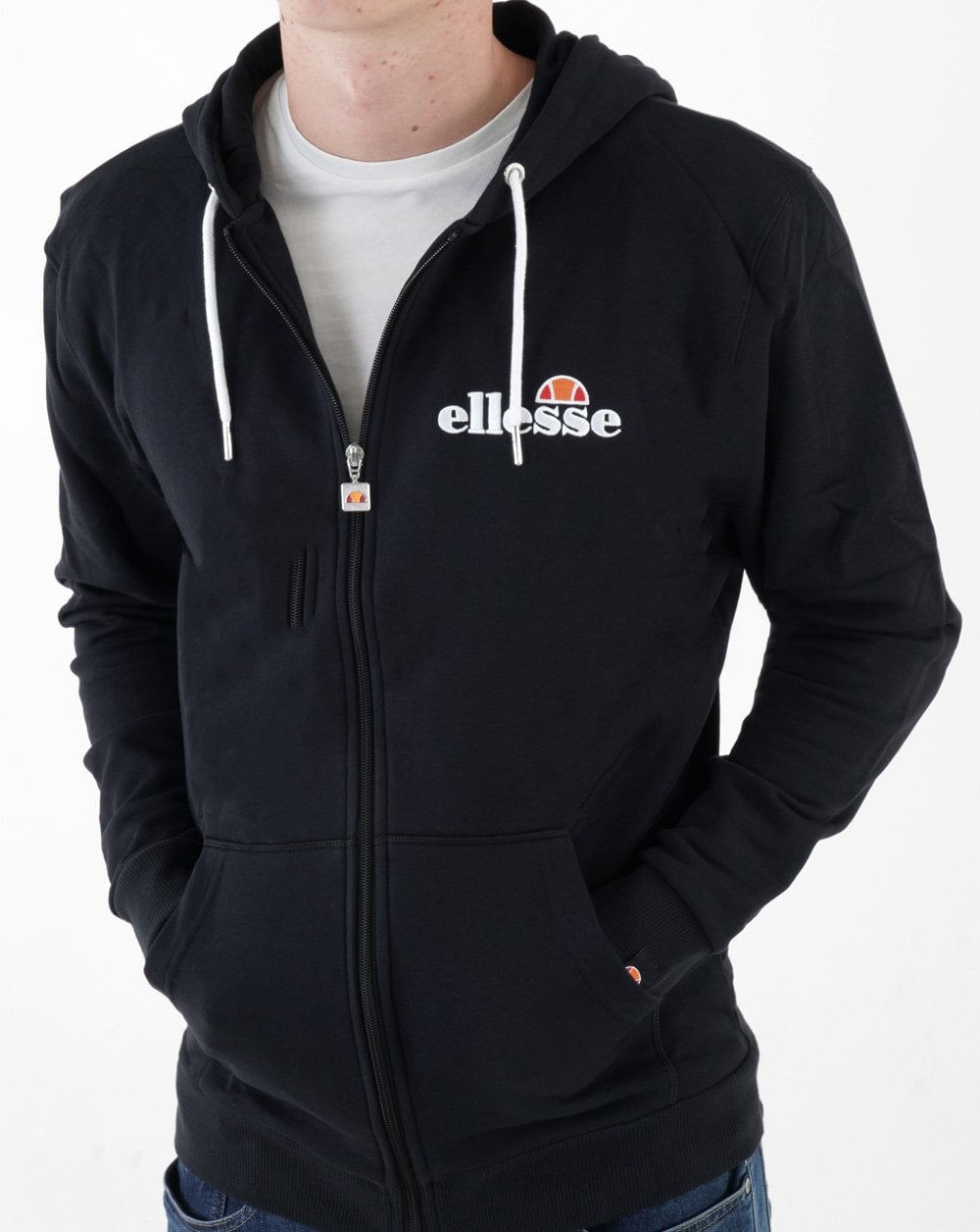 Ellesse – Kapuzenjacke mit durchgehendem Reißverschluss in Schwarz