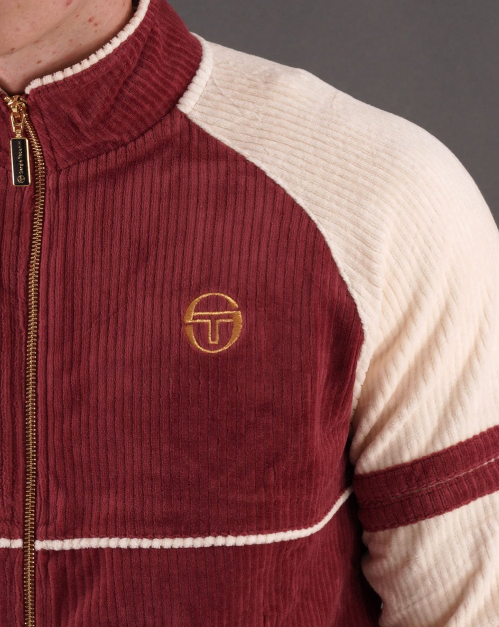 Sergio Tacchini Orion Trainingsjacke aus Rippsamt Burgunderrot / Cremeweiß