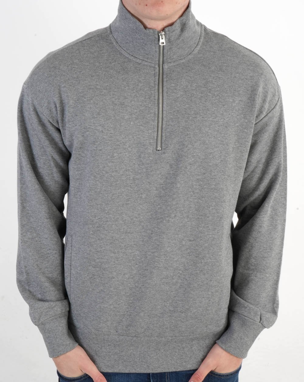 Benetton Sweatshirt mit Viertelreißverschluss in Grau