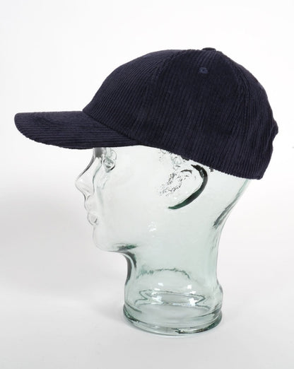 Benetton Cordkappe Marineblau