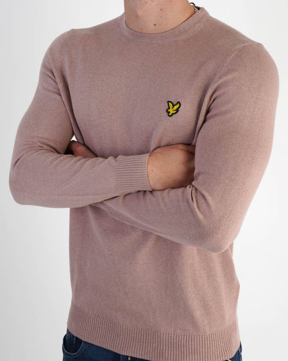 Lyle &amp; Scott – Rundhalspullover aus Baumwoll-Merinowolle in Mauve Dusk