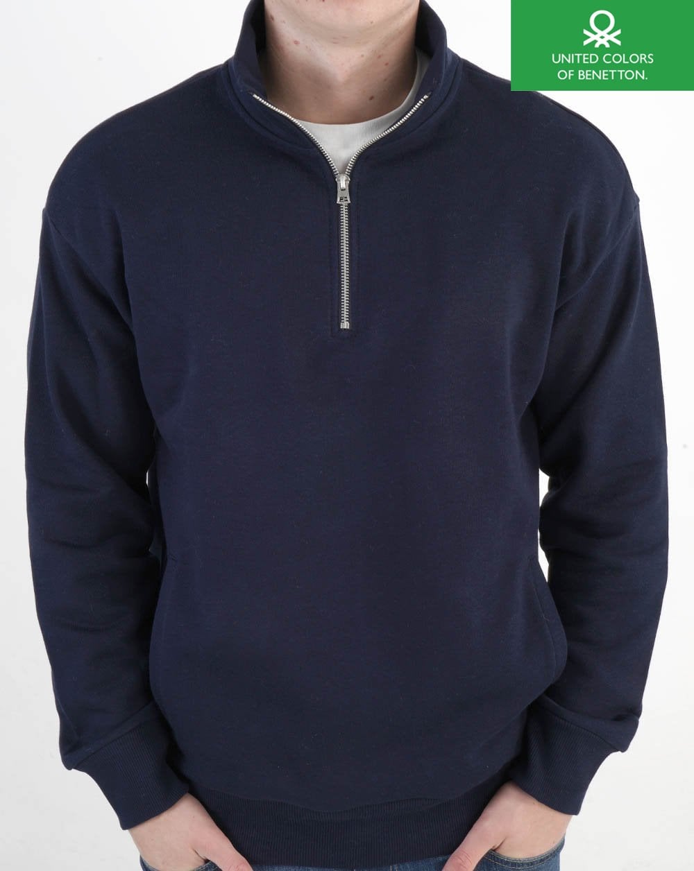 Benetton Sweatshirt mit Viertelreißverschluss in Marineblau