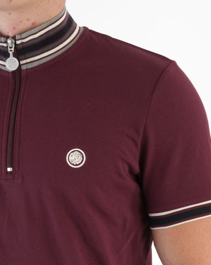 Pretty Green – Marriot – Radleroberteil mit Reißverschluss am Hals in Burgunderrot