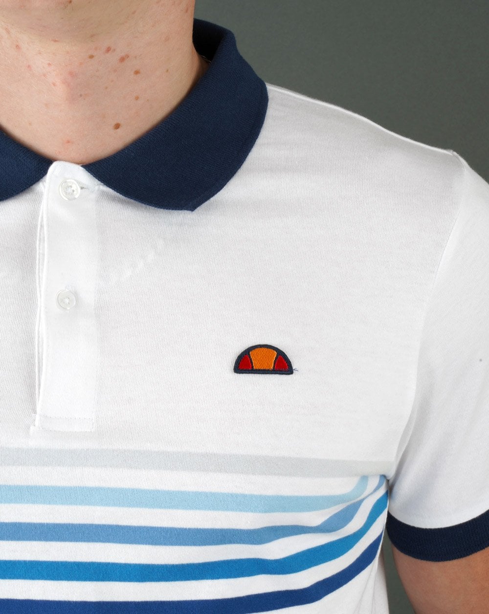 Ellesse – Faded Multi Stripe Poloshirt Weiß/Blau