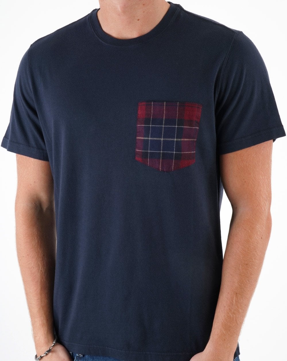 Barbour – Goole – T-Shirt mit Tasche in Marineblau