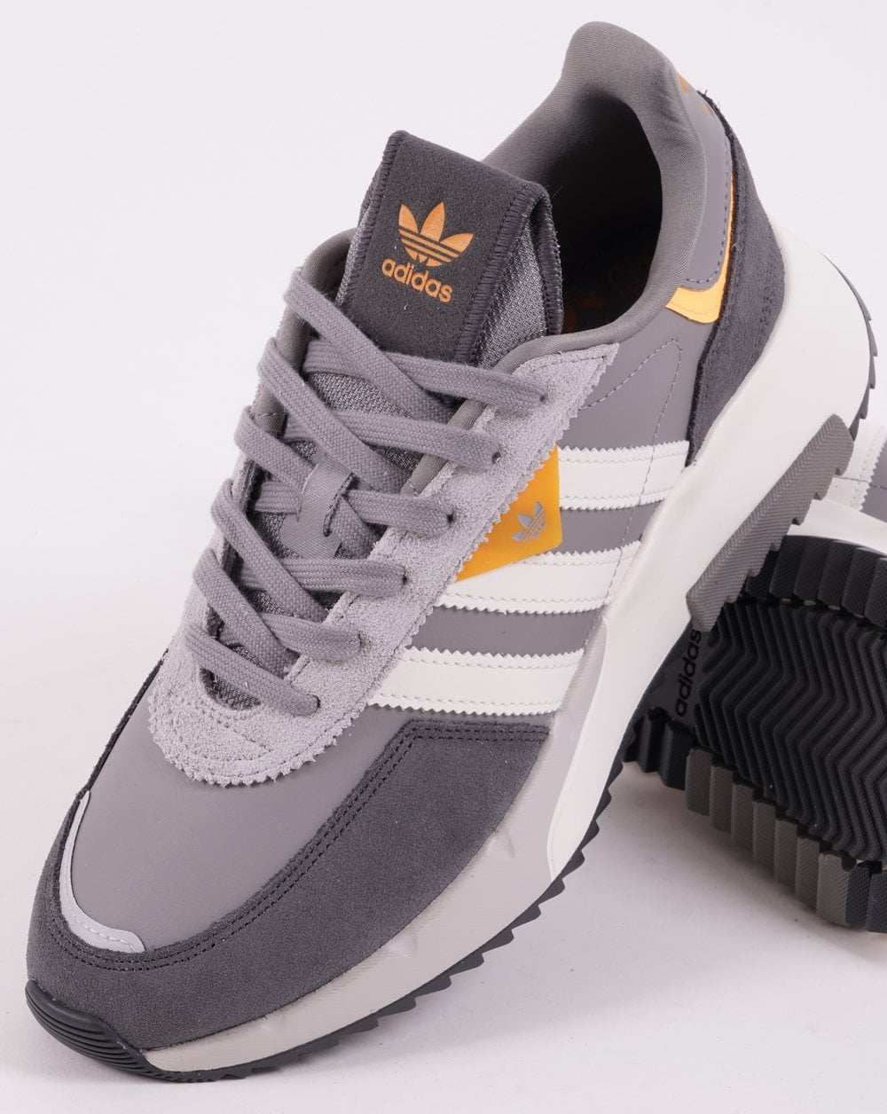 Adidas Retropy F2 Turnschuhe Grau/Weiß/Gold