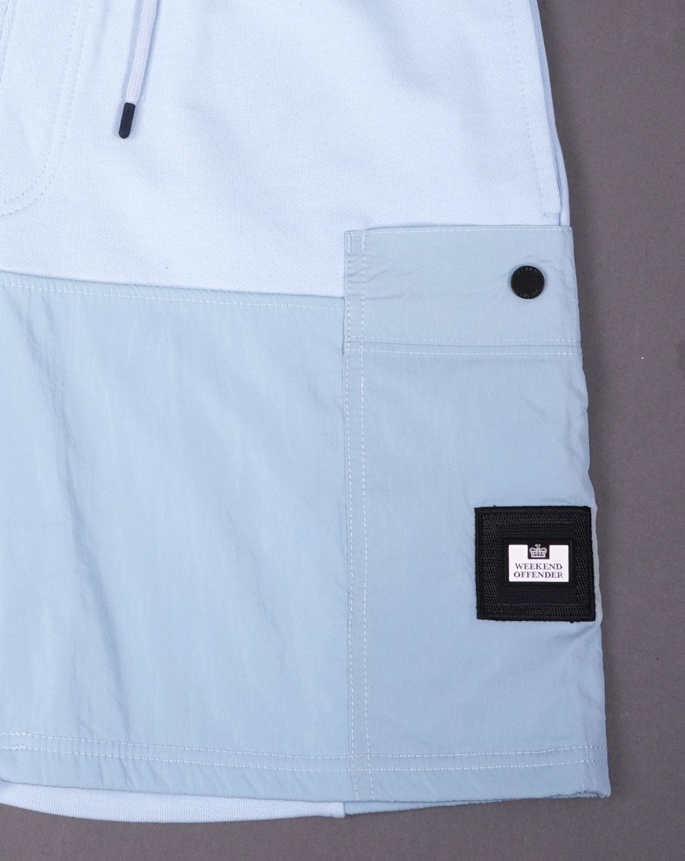 Weekend Offender Azeez Short Himmelblau