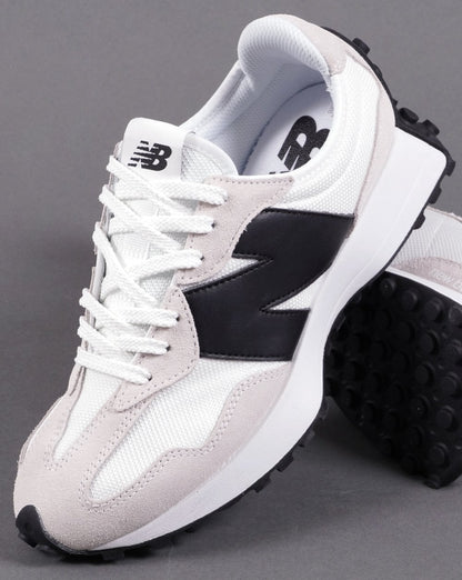 New Balance 327 Trainer Weiß/Schwarz