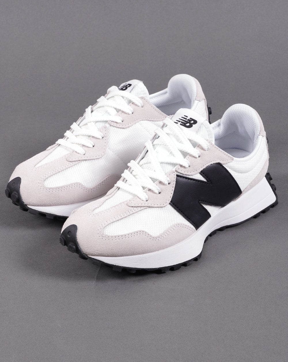 New Balance 327 Trainer Weiß/Schwarz