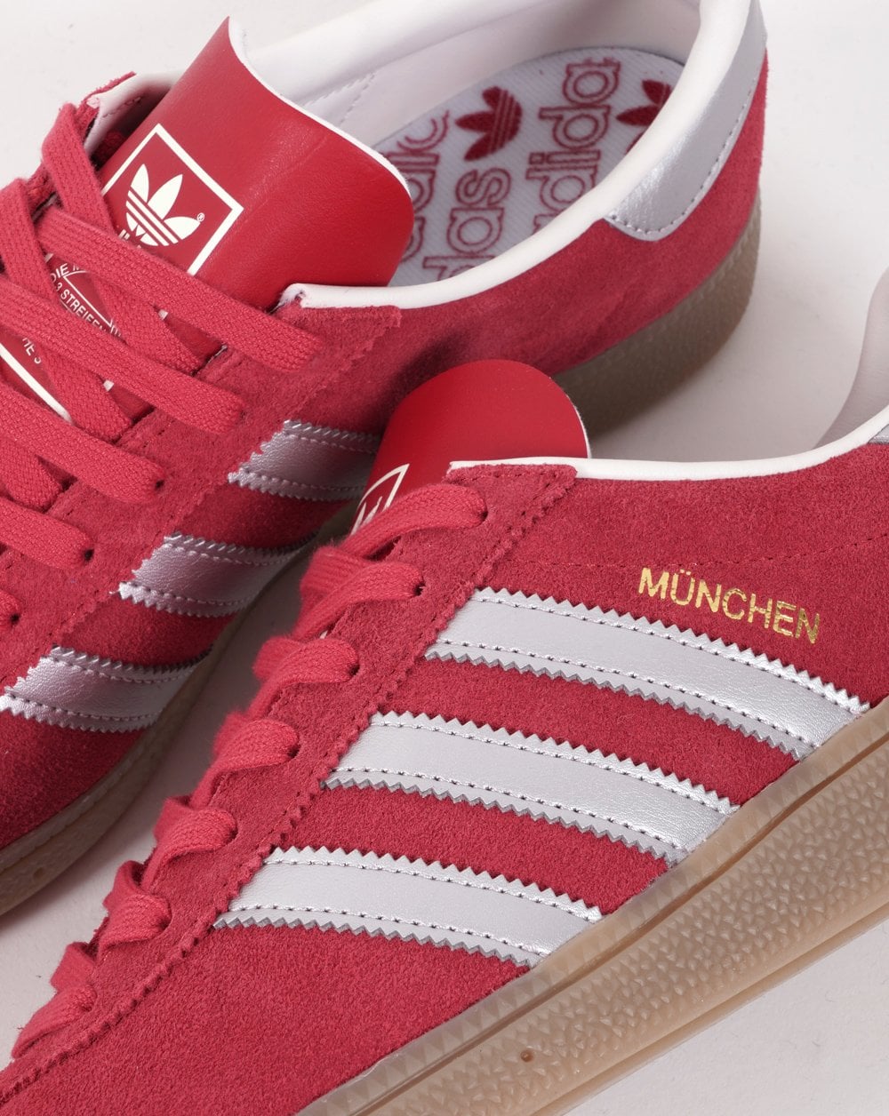 Adidas Munchen Trainers Scarlet/Silver/Gum