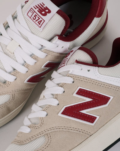 New Balance 574 Sneaker Hellbraun/Burgund