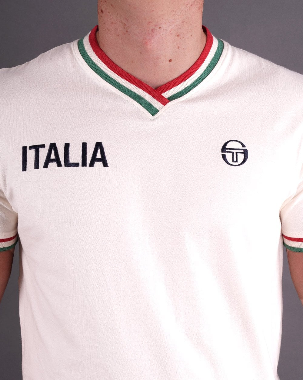 Sergio Tacchini Italia T-Shirt mit V-Ausschnitt, Buttercreme