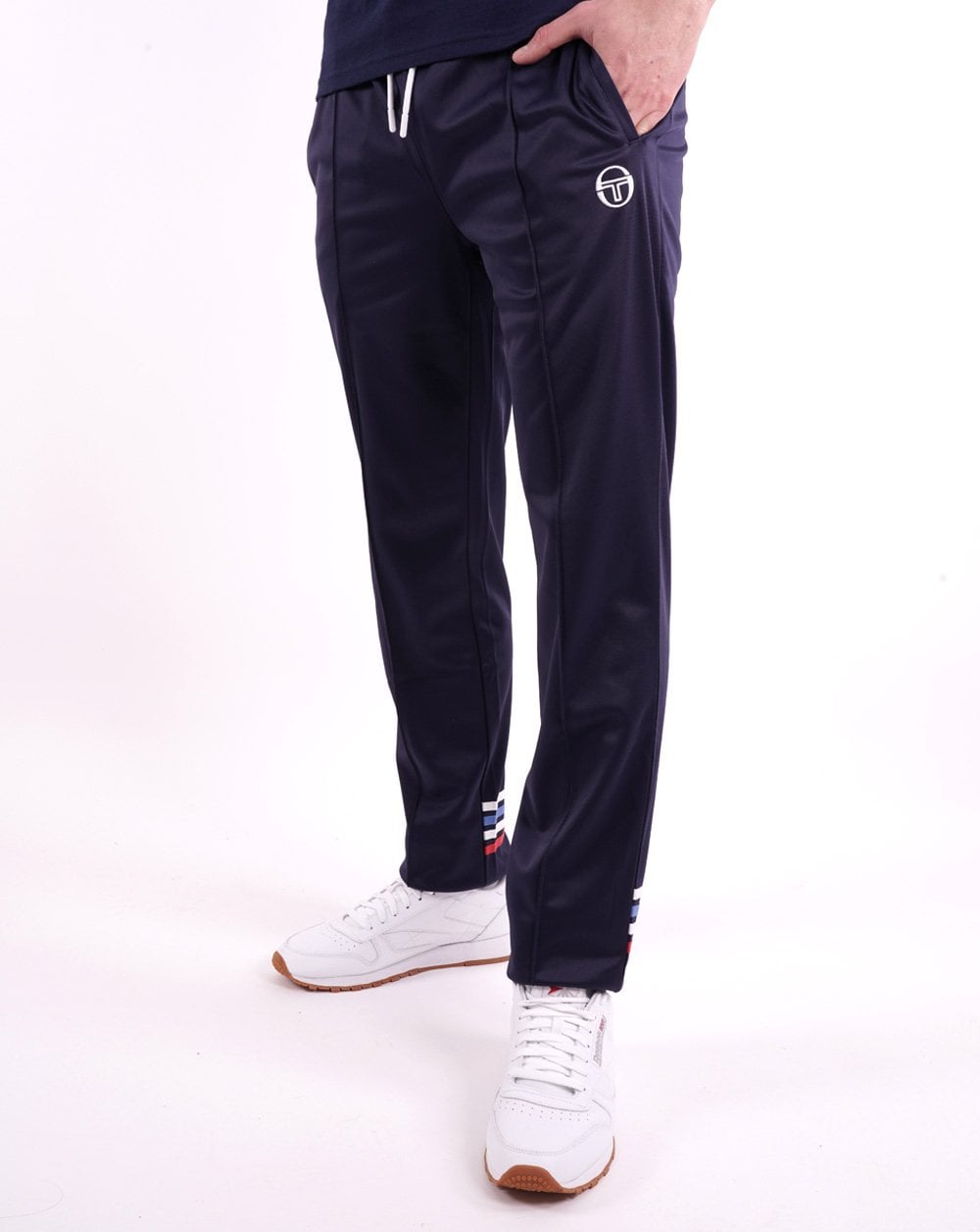 Sergio Tacchini – Trainingshose mit mehreren Streifen, Marineblau