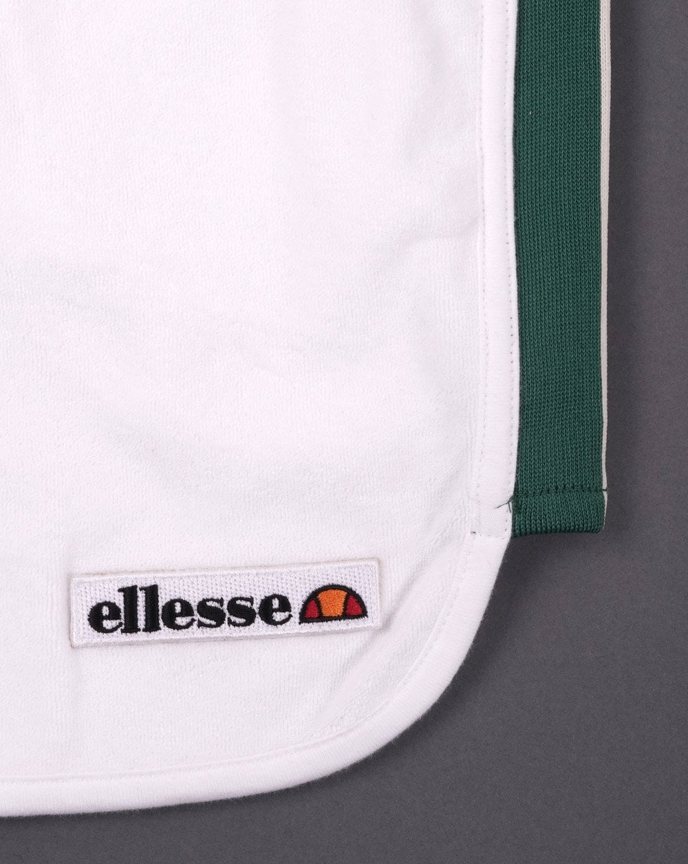 Ellesse Frottee-Shorts Weiß/Grün