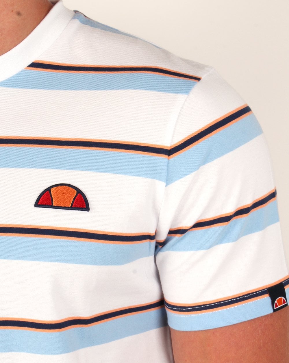 Ellesse – T-Shirt mit drei Streifen, Weiß/Himmelblau/Orange