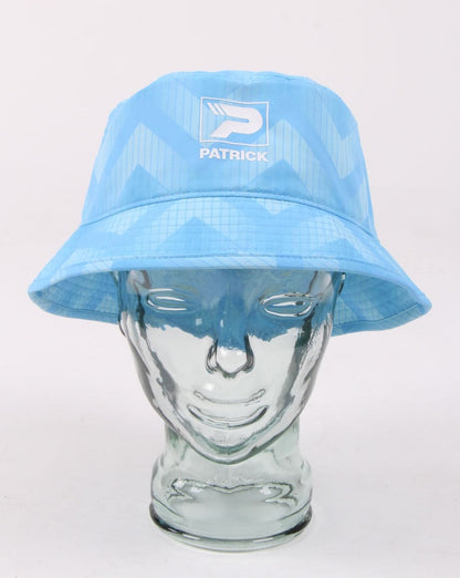 Patrick Fischerhut Himmelblau