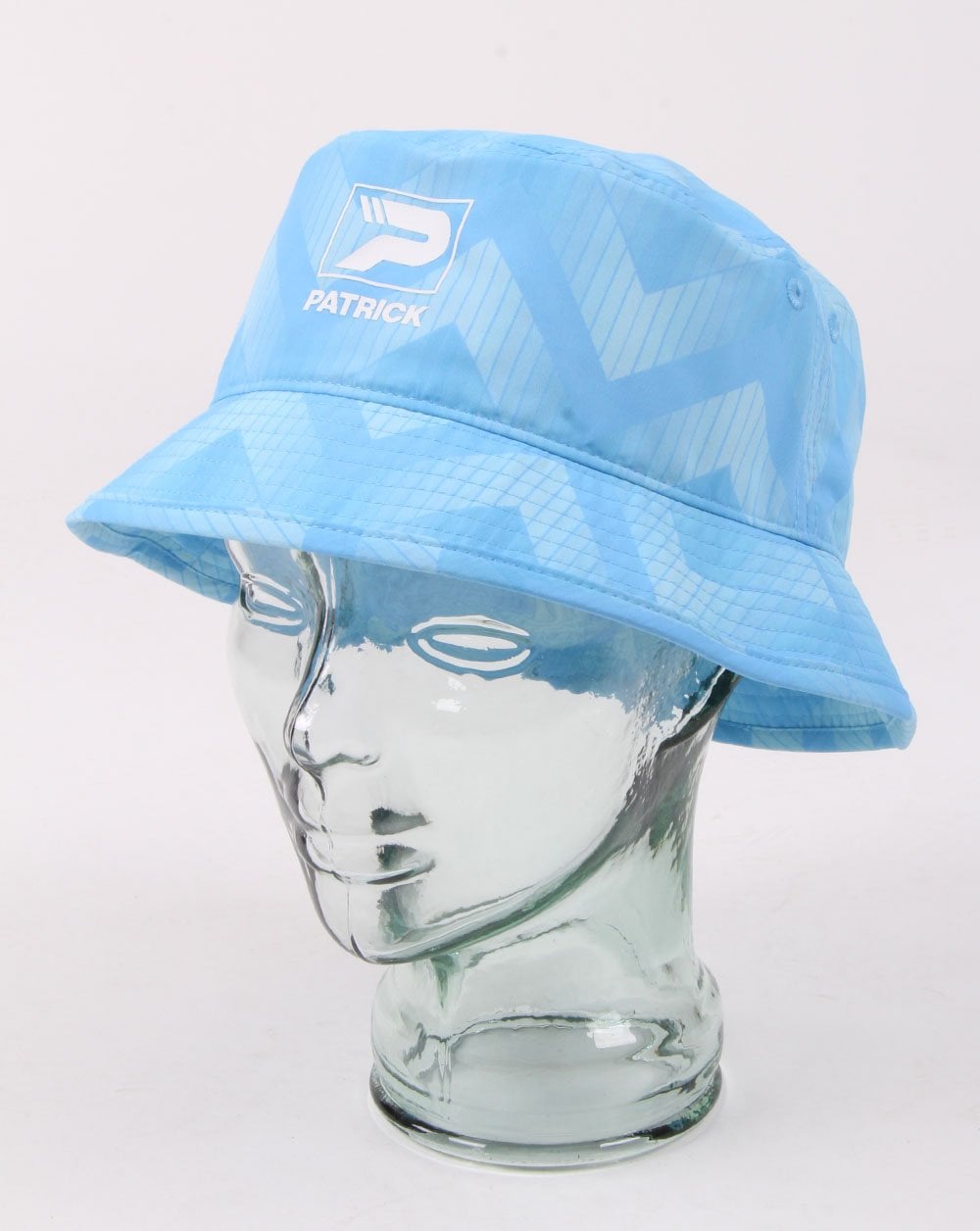 Patrick Fischerhut Himmelblau