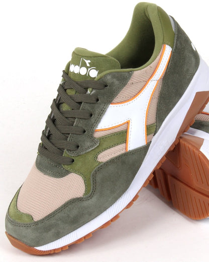 Diadora N902 Sneaker Olivgrün