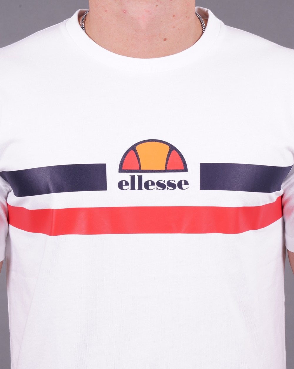 Ellesse – Aprel – T-Shirt in Weiß