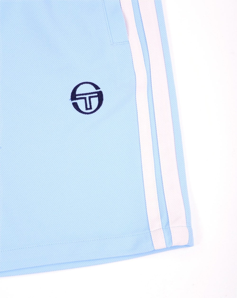 Sergio Tacchini – Gestreifte Freizeitshorts in Himmelsblau