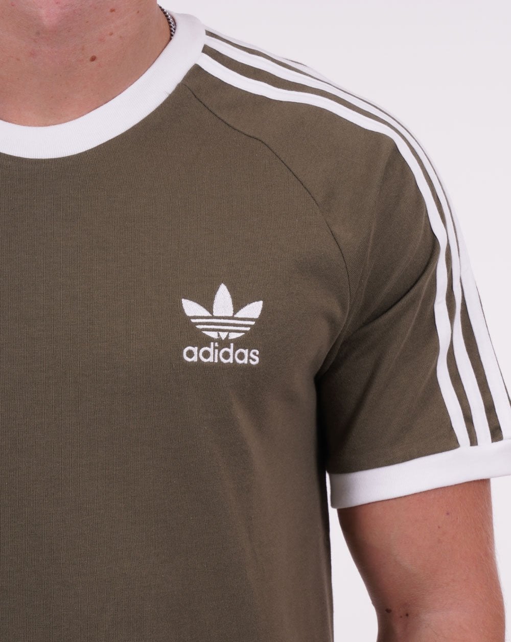 Adidas Originals 3-Streifen-T-Shirt Olivgrün