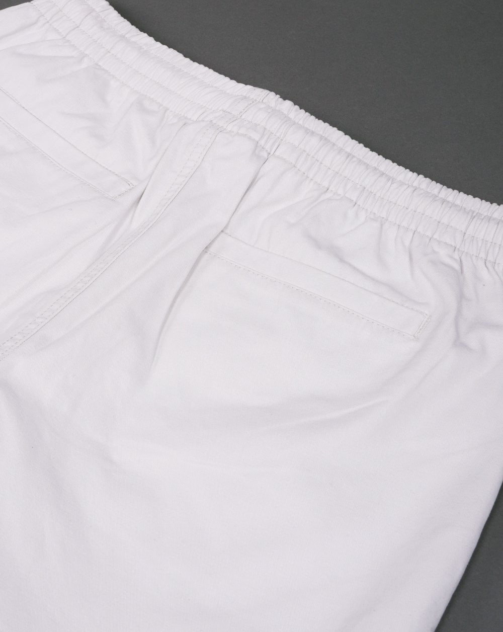 Fila Vintage – Entspannte Chino-Shorts in Wolkengrau