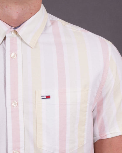 Tommy Jeans – Kurzarm-Hemd mit gemischten Streifen, Weiß/Mehrfarbig