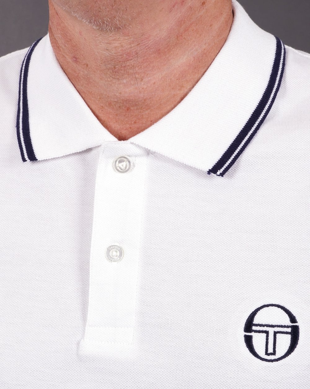 Sergio Tacchini Poloshirt mit Streifen in Weiß und Marineblau