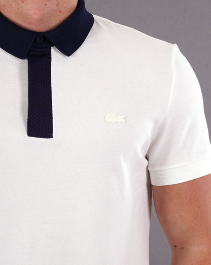 Lacoste Poloshirt mit Kontrastkragen Weiß/Marineblau