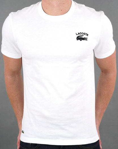 Lacoste – T-Shirt mit gesticktem Logo in Weiß