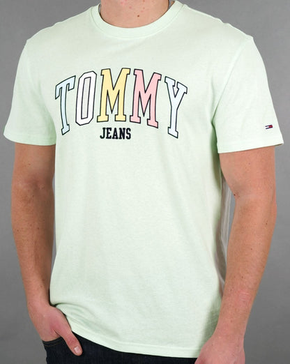 Tommy Jeans – T-Shirt mit College-Logo, Mintgrün