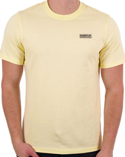 Barbour International – T-Shirt mit kleinem Logo in Gelb
